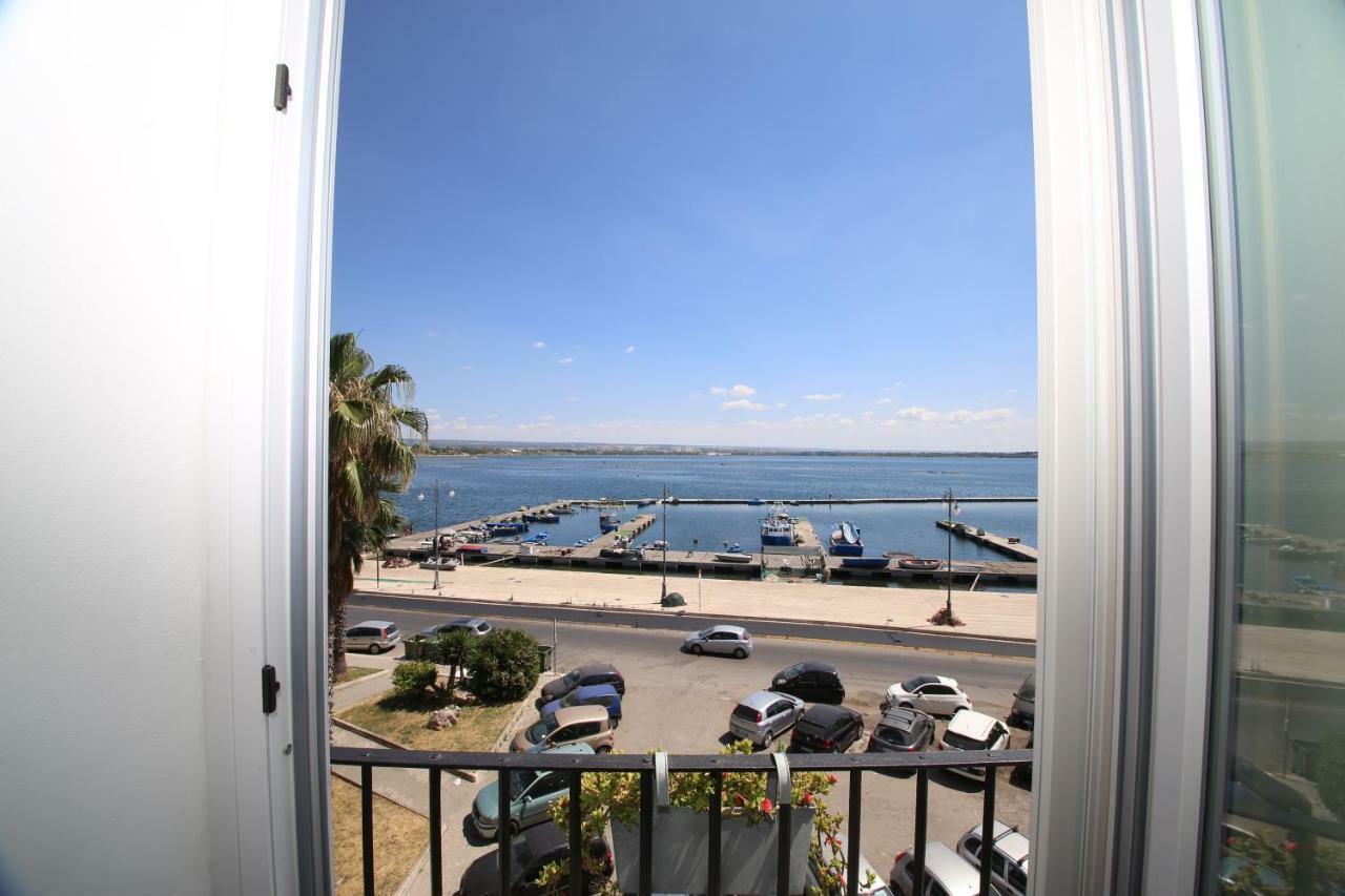 Bed and Breakfast Don Alfredo Таранто Экстерьер фото